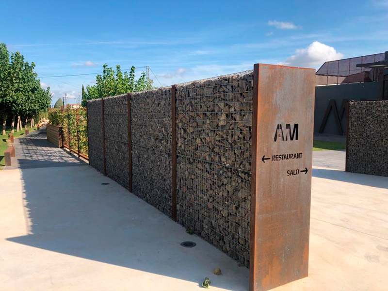 Gaviones, proyecto con gaviones, jaulas de piedra compactadas, Restaurante Antic Molí Ulldecona